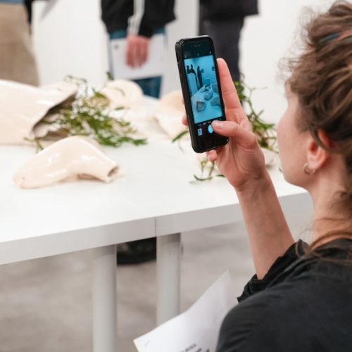 "Il corpo della mente. esercizi di cura ed empatia" di Samira Mosca. Foto Anna Cerrato